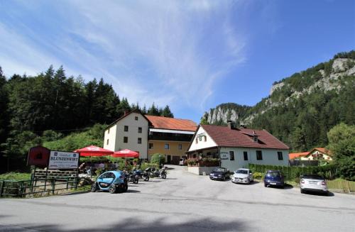 Breitenstein Casa | Gasthaus Blunzenwirt