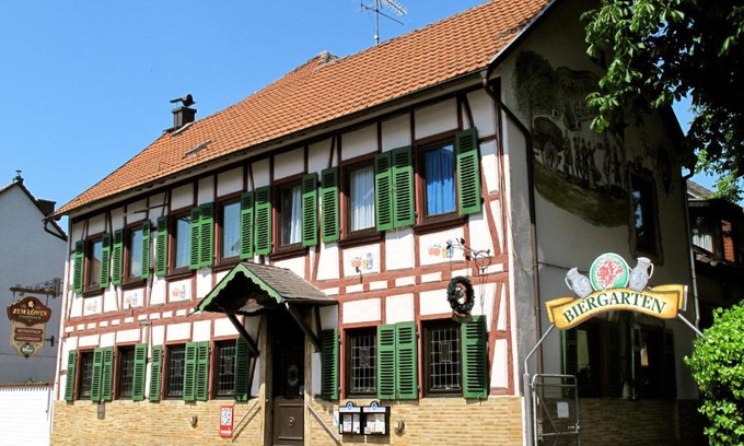 Sossenheim Casa | Gasthaus zum Löwen