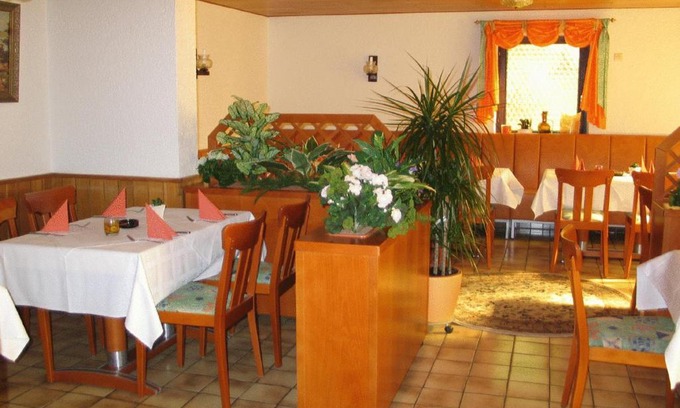 Feilbingert Casa | Gasthaus zur Krone