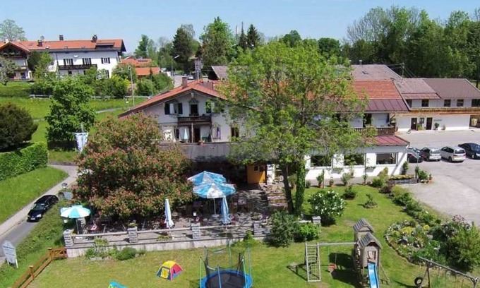 Gmund am Tegernsee Apartamento | Gasthof am Gasteig - Habitación 12 sin balcón y vista al lago