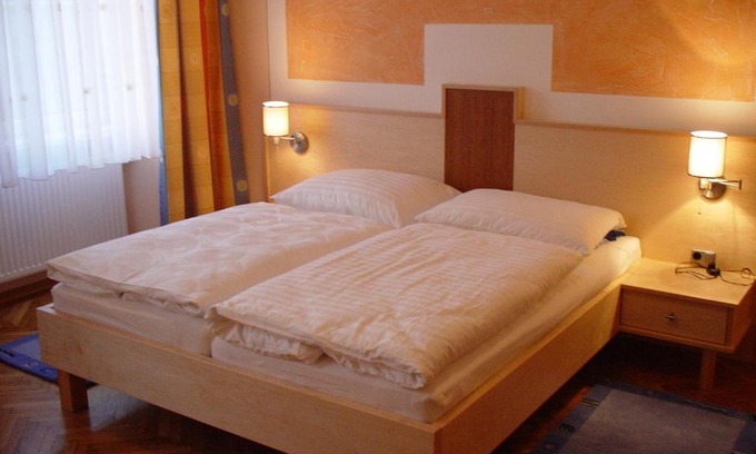 Landstrasse Hotel | Gasthof Schwabl Wirt