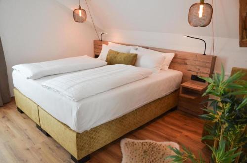 Gogglingen Casa | Gasthof zum Ritter - a cozy historical Landmark
