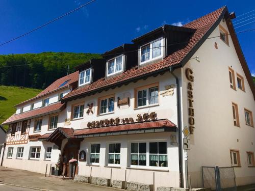Wiesensteig Casa | Gasthof zum See