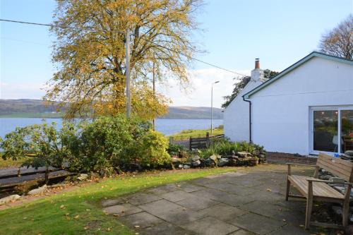 Tighnabruaich Casa | Gate Cottage