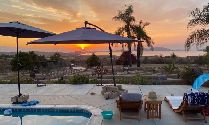 Perris Casa | Gated Lake Mathews Retreat – Stunning Views, Modern Comforts. FULLY FURNISHED.