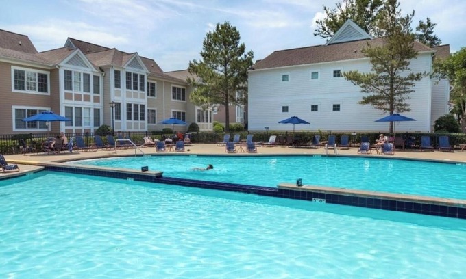 Lackey Complejo | Gated Williamsburg Stay – Spacious Townhome Near Jamestowne & Parks
