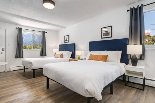 Harvie Heights Casa | Gateway Suites Lovely views near Banff