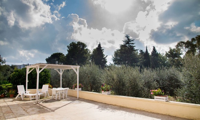 Cozzana Casa | Gateway to the Olives