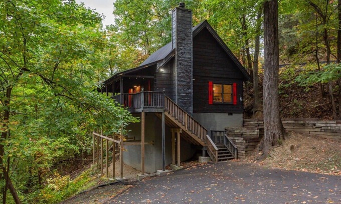 Chalet Village Cabina | Gatlinburg Cabin By The Trees