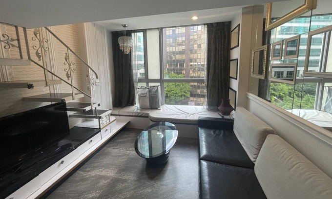 Xinyi Apartamento | Gatsby apt｜Taipei 101｜Hanging garden ｜night market｜MRT｜Gym with Pool
