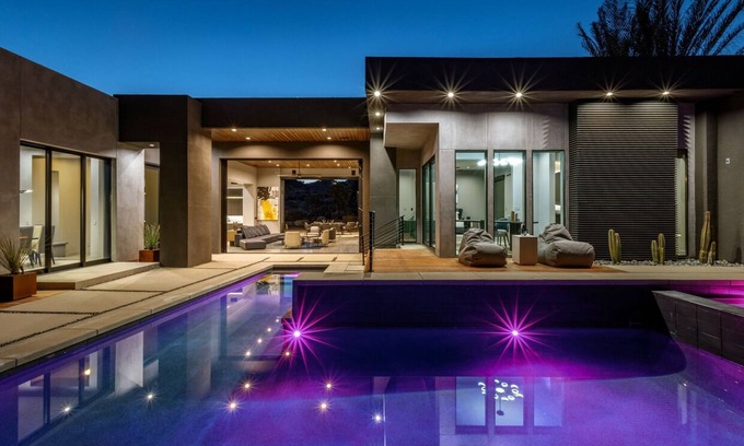 Yucca Valley Casa | Gatsby by Fieldtrip | 5 Bd Modern Luxury with Infinity Pool & Game Room