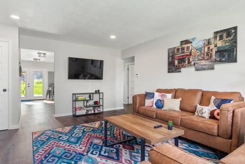 Rapid City Casa | Gazebo 4BR Ping Pong Arcade Room