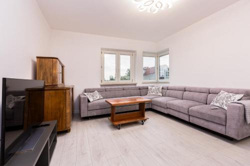 Kamienna Gora Apartamento | Gdynia Sea View Apartment by BookingHost