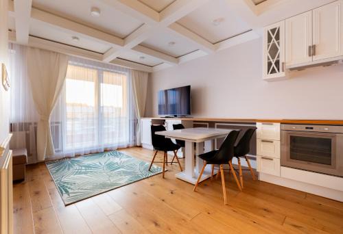 Witomino Apartamento | Gdynia Urban Oasis 420 Apartment by BookingHost