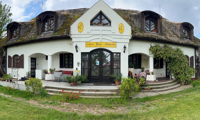 Jakabszallas Casa | Gedeon Tanya-Panzió