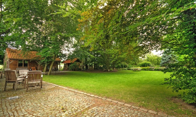 Holsbeek Cabaña | Geestmolenhof 1: relaxing in the green near Leuven, For business or vacation.