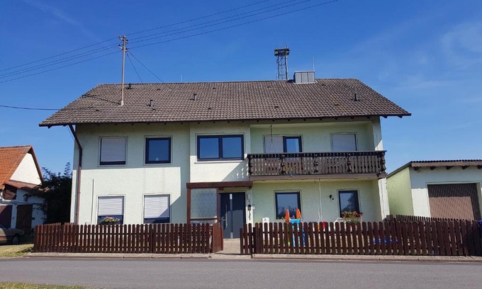 Dammbach Apartamento | Geishöhe Landgasthof Rose Dammbach