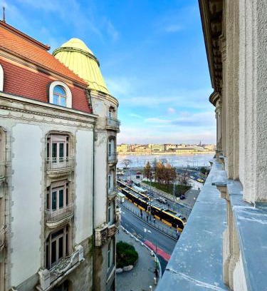 Szentimrevaros Apartamento | Gellert Danube Panorama Apartment