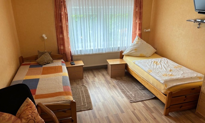 Emden Apartamento | Gemütliche 1-raum-wohnung, 2 Pers., Emden am Deich, Parkplatz, Grillplatz, Wlan