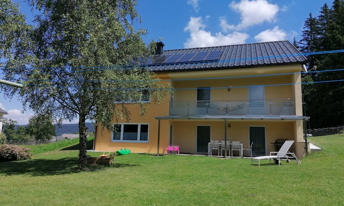 Sankt Wolfgang-Kienberg Apartamento | Gemütliche Ferienwohnung mit Direktem Blick auf den Zirbitzkogel
