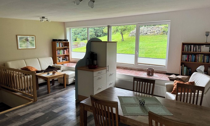 Lindlar Apartamento | Gemütliche Wohnung als Ausgangspunkt zum Fahrradfahren, Wandern und Entspannen