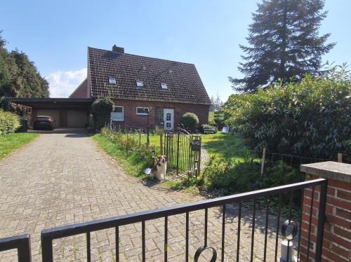 Wardenburg Apartamento | Gemütliche Wohnung direkt am Küstenkanal!