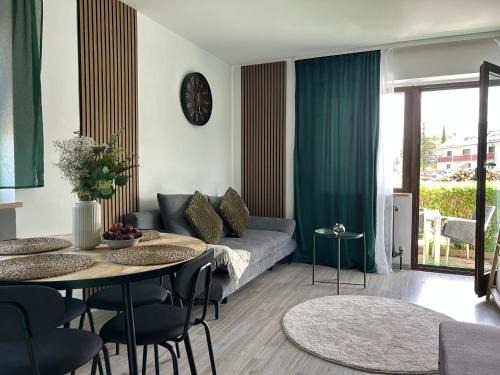 Mehlmeisel Apartamento | Gemütliches 2-Zimmer-Apartment im Fichtelgebirge - nahe der Skipiste mit Terrasse & Free Parking