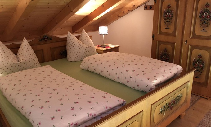 Osterhofen Apartamento | Gemütliches Appartment mit Garten in Sehr Ruhiger Lage