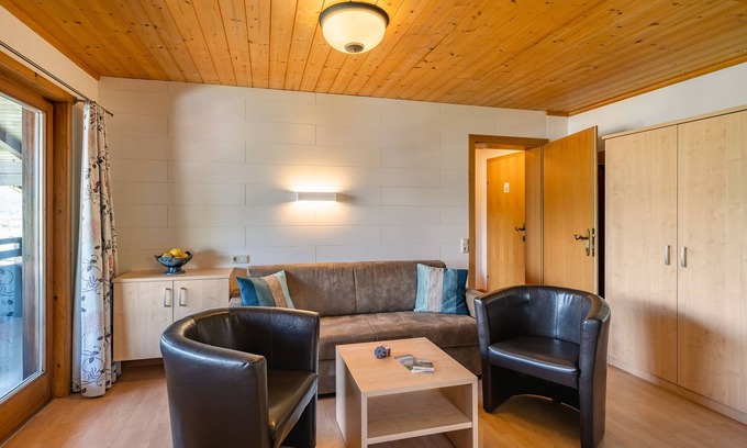Kaprun Apartamento | Gemütliches Appartement für 2 bis 4 Personen im Zentrum von Kaprun