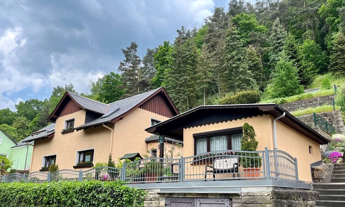 Prossen Casa | Gemütliches Ferienhaus Direkt am Fuße des Lilienstein in Bad Schandau