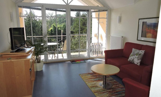 Safferstetten Apartamento | Gemütliches Feriendomizil (45qm) mit Balkon und Glasfront