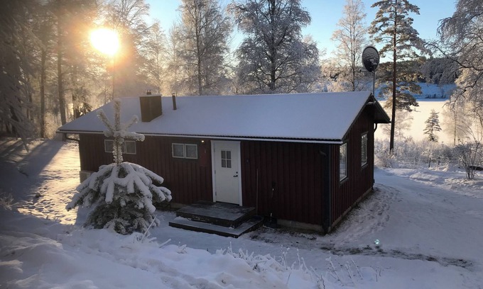 Bredsjo Casa | Gemütliches Ferienhaus am See in Schweden Hällefors