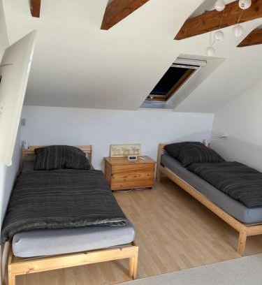 Theenhausen Apartamento | Gemütliches, ruhiges Zimmer mit eigenem Bad