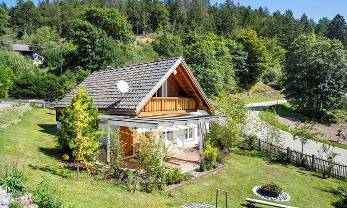 Ibach Casa | Gemütliches und Liebevoll Eingerichtetes Ferienhaus Ganz für Sie Alleine