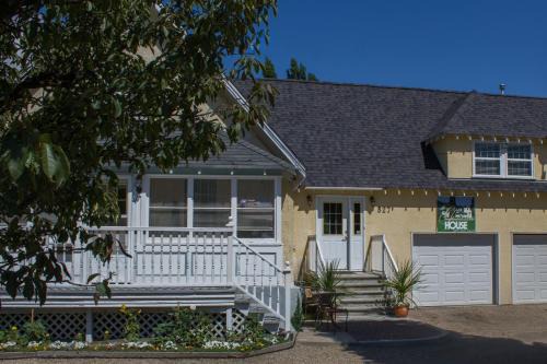 Genelle Cama Y Desayuno | Genelle House B&B Guest House