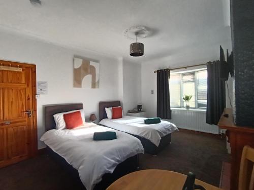 Darlington Casa | Geneva Cottage - close to Darlington train station