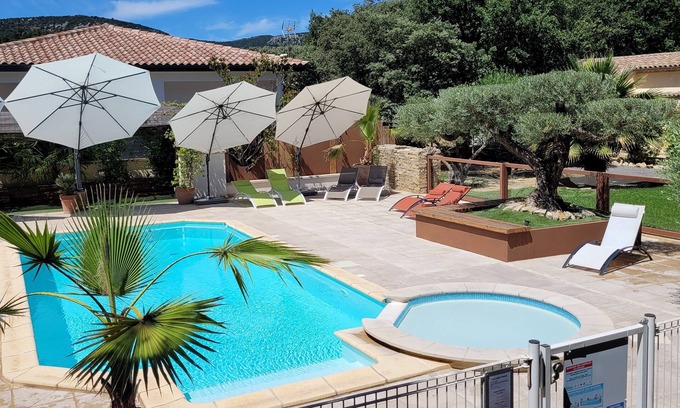 Quissac Casa | --- casa rural GENEVRIER ---