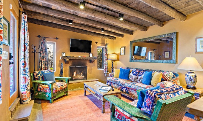 Historic Eastside Casa | Genuine Santa Fe Work of Art | Near Canyon Rd | Patio