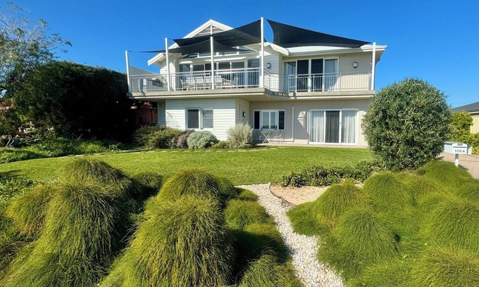 Geographe Casa | GEOGRAPHE SAILS - Luxury Beachfront Busselton
