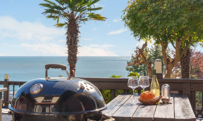 Geoje Casa | Geoje Yeoul Pet-friendly Pension
