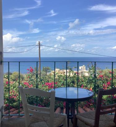 Sfinari Hotel | Georgakas rooms