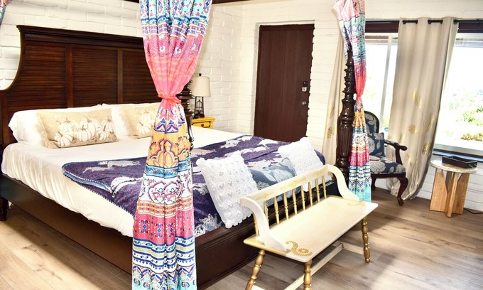 Ramona Casa | George Gardens
