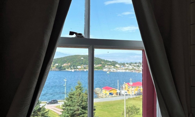 Dildo Cama Y Desayuno | George House Heritage B&B