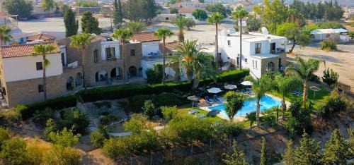 Pentakomo Casa | George Houses