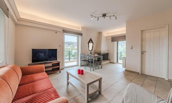 Kalyvia Thorikou Casa | George residence Attica Riviera