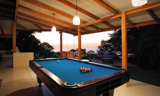 Malpaís Villa | Georgeous 3 bedroom villa ocean & sunset views only 5 minutes from Santa Teresa