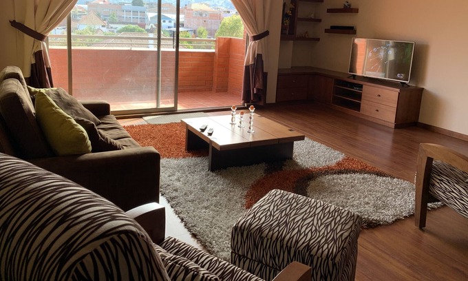 Cuenca Apartamento | Georgeous appartment, secure and friendly for foreigners