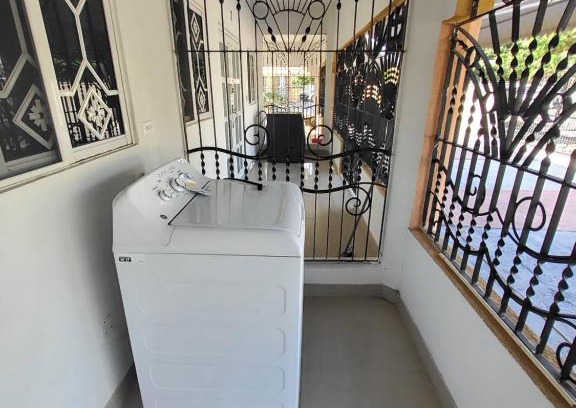 Spanish Town Apartamento | Georgeous