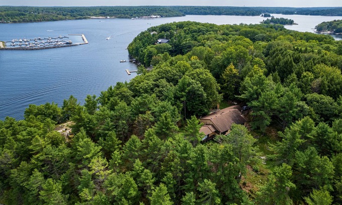 Parry Sound Cabaña | Georgian Bay 30,000 islands Waterfront House private 3.5 acres - Parry Sound