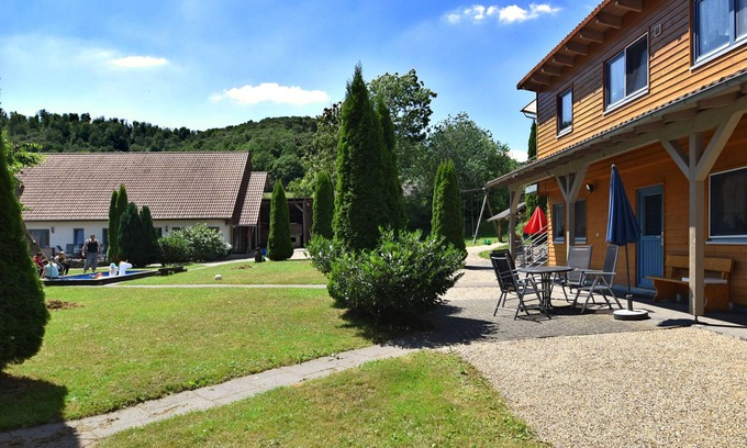Bad Wildungen Casa | Geräumiges Ferienhaus im Kellerwal mit Terrasse